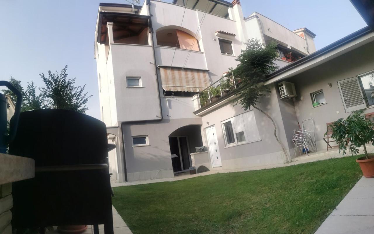 Apartments Slisko Poreč Kültér fotó